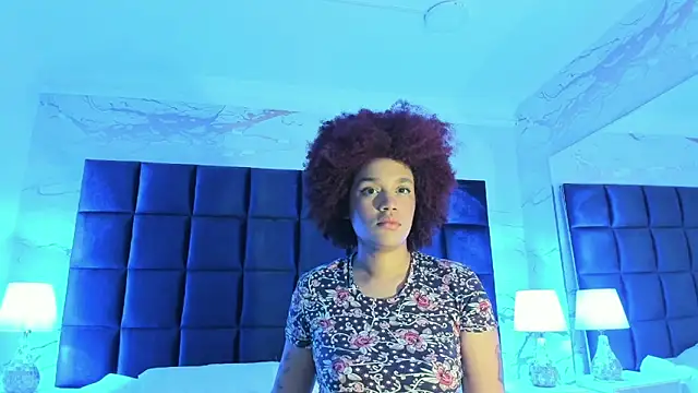 loladupont online show from 02/25/26, 03:05