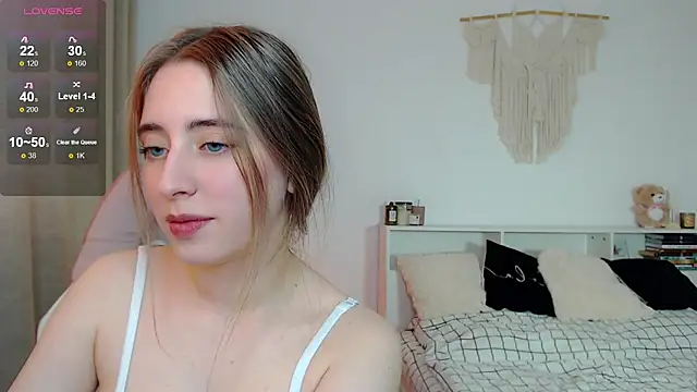 Snapshot of 0h_mandy chatting on 01/17/25, 10:44 0h mandy online show from 01/17/25, 10:44