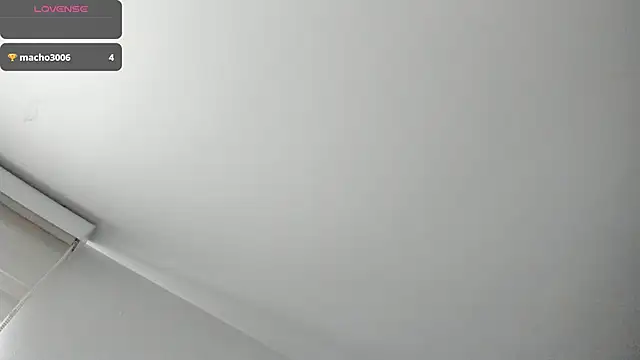 Snapshot of AbrilSonne chatting on 03/09/25, 07:37 AbrilSonne online show from 03/09/25, 07:37