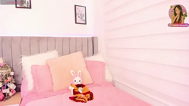 vanesa moon   online show from 09/12/25, 01:33