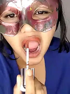 Snapshot of Riya_Stream01 chatting on 01/19/25, 01:32 Riya Stream01 online show from 01/19/25, 01:32