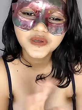 Snapshot of Riya_Stream01 chatting on 01/21/25, 02:11 Riya Stream01 online show from 01/21/25, 02:11