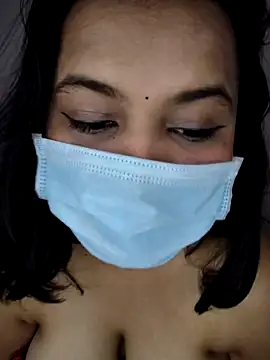 Snapshot of Riya_Stream01 chatting on 03/06/25, 08:16 Riya Stream01 online show from 03/06/25, 08:16