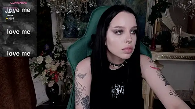 Snapshot of alexx_succubus chatting on 01/16/25, 08:00 alexx succubus online show from 01/16/25, 08:00