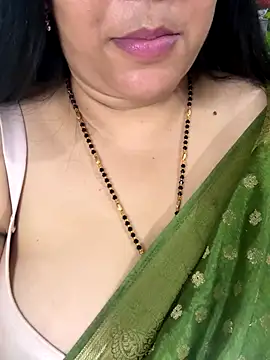 FlatVincy4 online show from 11/02/25, 04:42