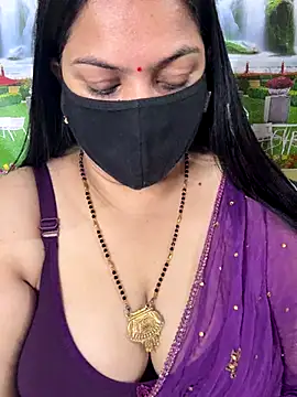 FlatVincy4 online show from 11/07/25, 04:01