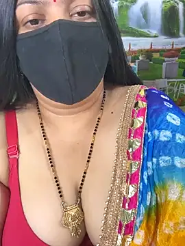 FlatVincy4 online show from 11/08/25, 04:12