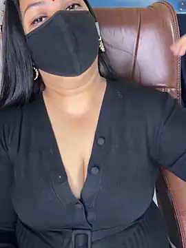 FlatVincy4 online show from 11/28/25, 04:15