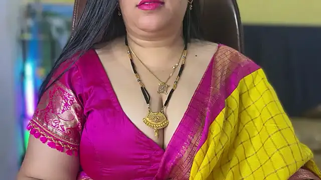 FlatVincy4 online show from 02/04/26, 04:07