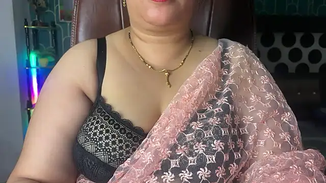 FlatVincy4 online show from 02/23/26, 03:31