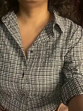 hot menka online show from 01/14/25, 03:47