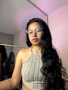 Rosita forever  online show from 11/28/25, 02:31