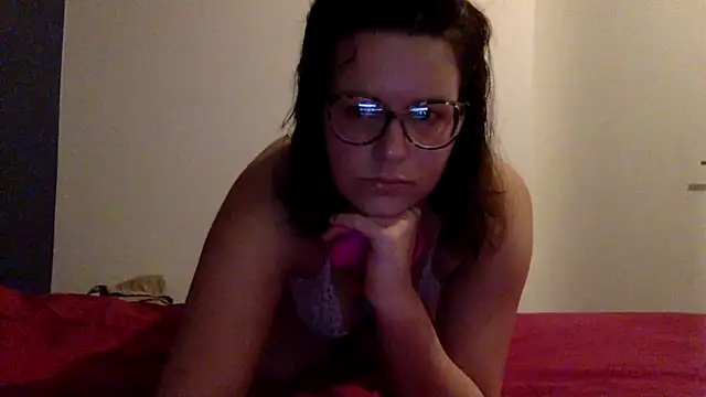 LolaGuess online show from 09/11/25, 04:51