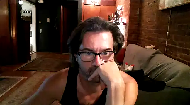 Johnny Bottoms online show from 12/19/24, 10:21