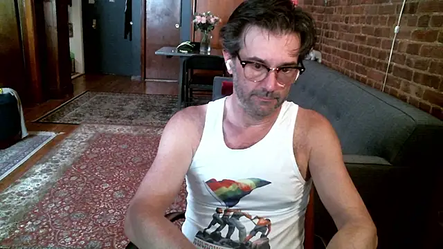 Snapshot of Johnny_Bottoms chatting on 05/16/26, 07:23 Johnny Bottoms online show from 05/16/26, 07:23