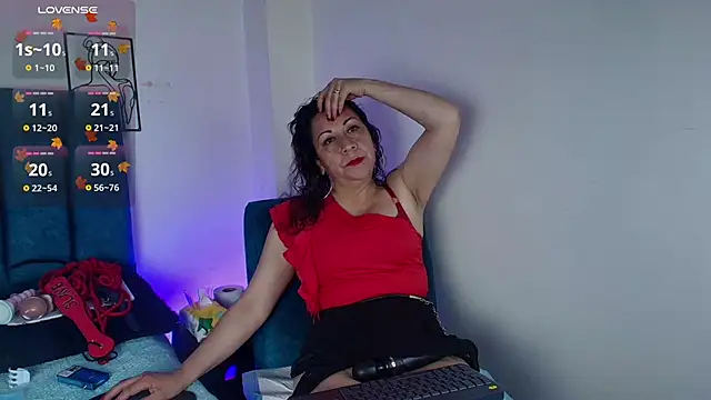 Snapshot of marisol1977hot chatting on 02/17/25, 12:16 marisol1977hot online show from 02/17/25, 12:16