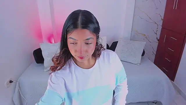 martina roldam online show from 03/30/26, 03:29