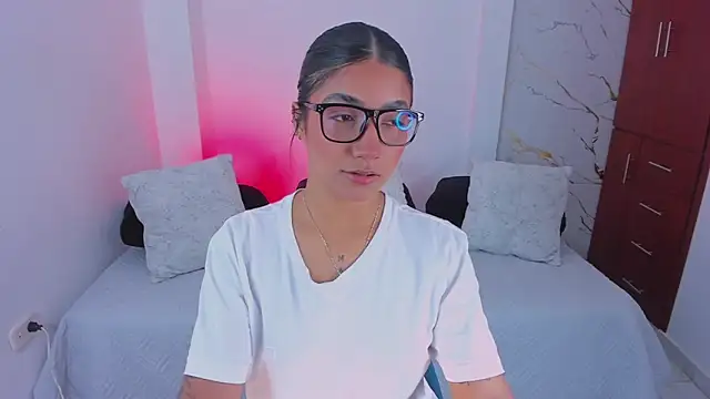 martina roldam online show from 04/01/26, 12:44