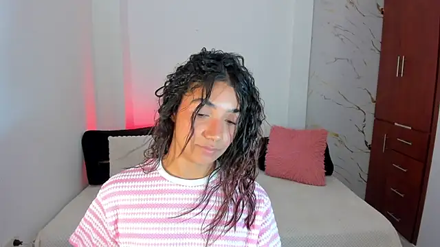 martina roldam online show from 05/21/26, 03:02
