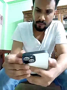 GildanK18 online show from 03/11/25, 05:02