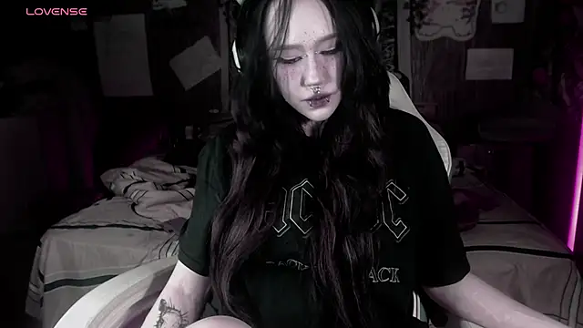 chloe crystall killer online show from 03/07/26, 10:40