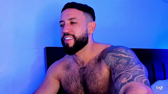 Snapshot of BradLeon_ chatting on 03/23/25, 06:05 BradLeon online show from 03/23/25, 06:05