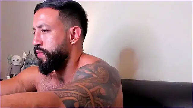 BradLeon  online show from 12/21/25, 02:08