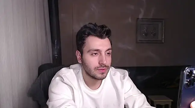 handsomeee04 online show from 03/19/25, 03:30