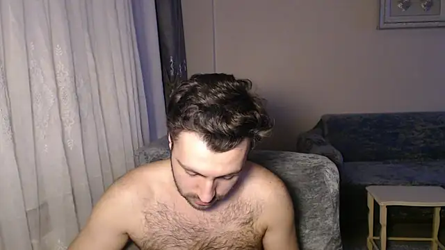 handsomeee04 online show from 03/10/26, 10:04