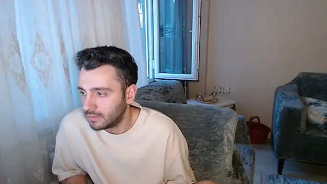 handsomeee04 online show from 05/16/26, 12:07