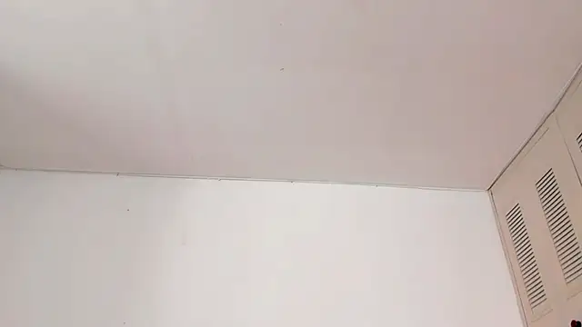 Snapshot of emmaTorres1 chatting on 01/28/25, 05:24 emmaTorres1 online show from 01/28/25, 05:24