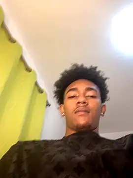 Boy cock18 online show from 11/30/25, 09:46