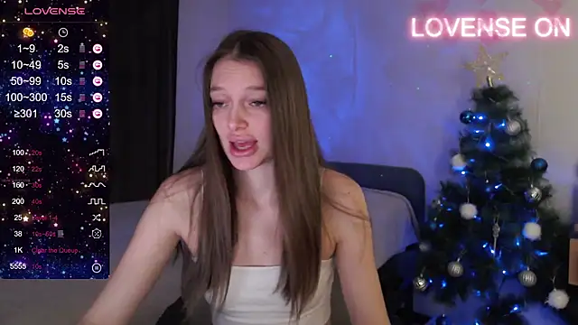 Snapshot of Cherry_air chatting on 12/31/24, 02:08 Cherry air online show from 12/31/24, 02:08
