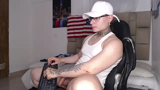 DennisWalkerr online show from 12/26/24, 03:06