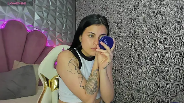 Snapshot of morgan_reds chatting on 02/16/25, 03:26 morgan reds online show from 02/16/25, 03:26