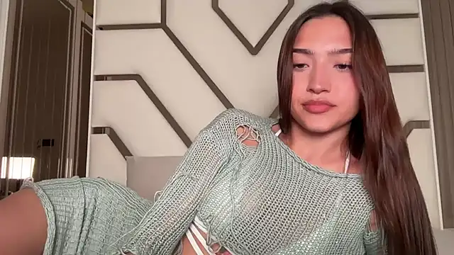 Snapshot of MilenaMilven chatting on 10/24/25, 07:32 MilenaMilven online show from 10/24/25, 07:32