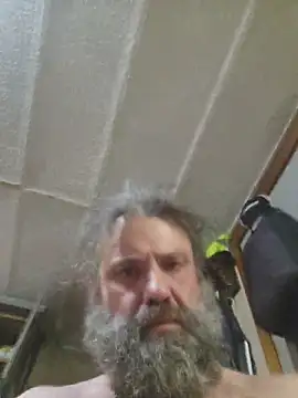 Snapshot of zaneporter46 chatting on 06/28/26, 02:28 zaneporter46 online show from 06/28/26, 02:28