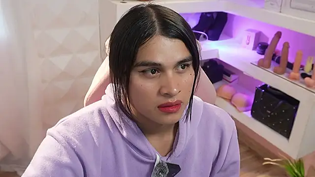 Mara-Bella online show from 03/18/26, 08:34