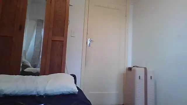 EROTIC BARBIE28 online show from 11/28/25, 06:05