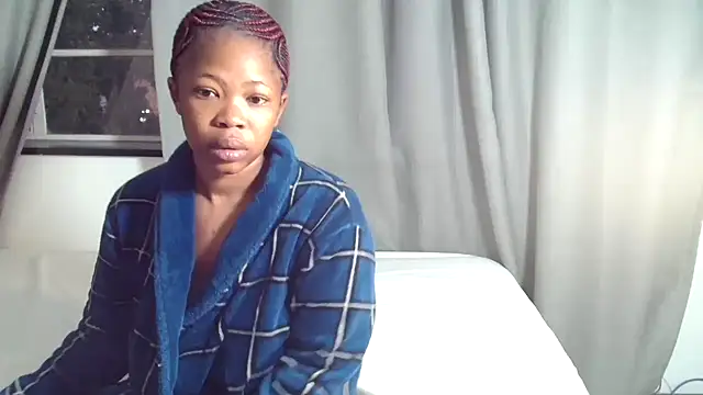 EROTIC BARBIE28 online show from 04/15/26, 04:19