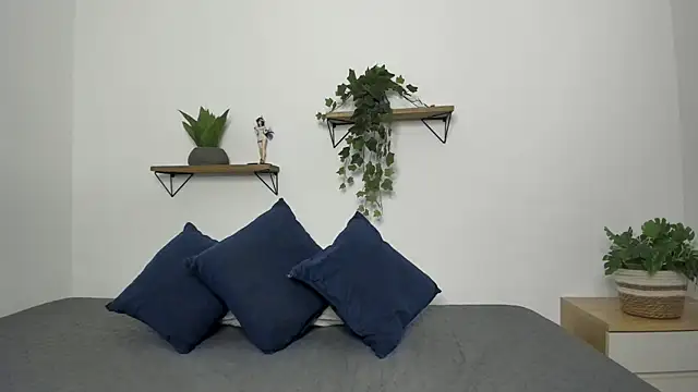 naughty 1girl online show from 04/07/26, 01:39