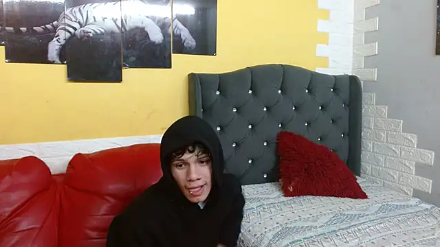 andy dan18 online show from 02/02/26, 08:07