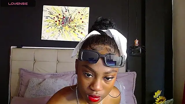 Snapshot of nikkystorm1_ chatting on 01/26/25, 01:58 nikkystorm1 online show from 01/26/25, 01:58
