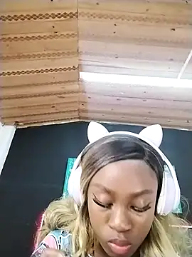 Snapshot of nikkystorm1_ chatting on 02/26/25, 02:14 nikkystorm1 online show from 02/26/25, 02:14