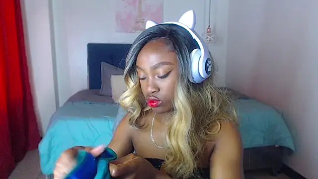 Snapshot of nikkystorm1_ chatting on 03/03/25, 02:26 nikkystorm1 online show from 03/03/25, 02:26