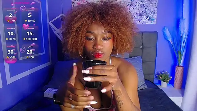 Snapshot of nikkystorm1_ chatting on 09/12/25, 01:55 nikkystorm1 online show from 09/12/25, 01:55