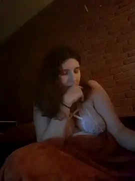 Heleneecesmecs2 online show from 02/10/25, 10:30