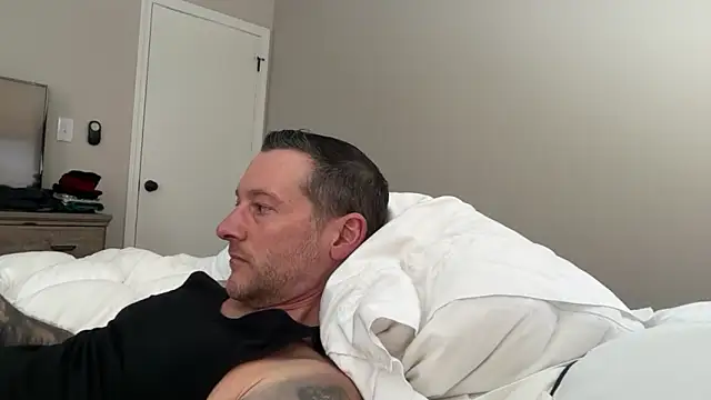 Snapshot of moon-boy chatting on 02/12/25, 09:01 moon-boy online show from 02/12/25, 09:01