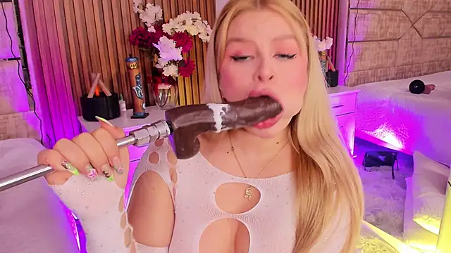 LolaAngellx online show from 03/13/26, 08:48