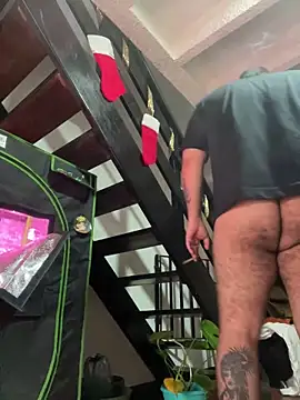 Snapshot of El_Titan1998 chatting on 01/02/25, 07:51 El Titan1998 online show from 01/02/25, 07:51